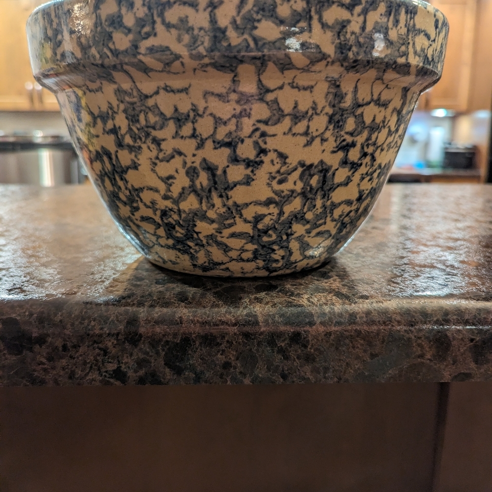 Antique spongeware bowl